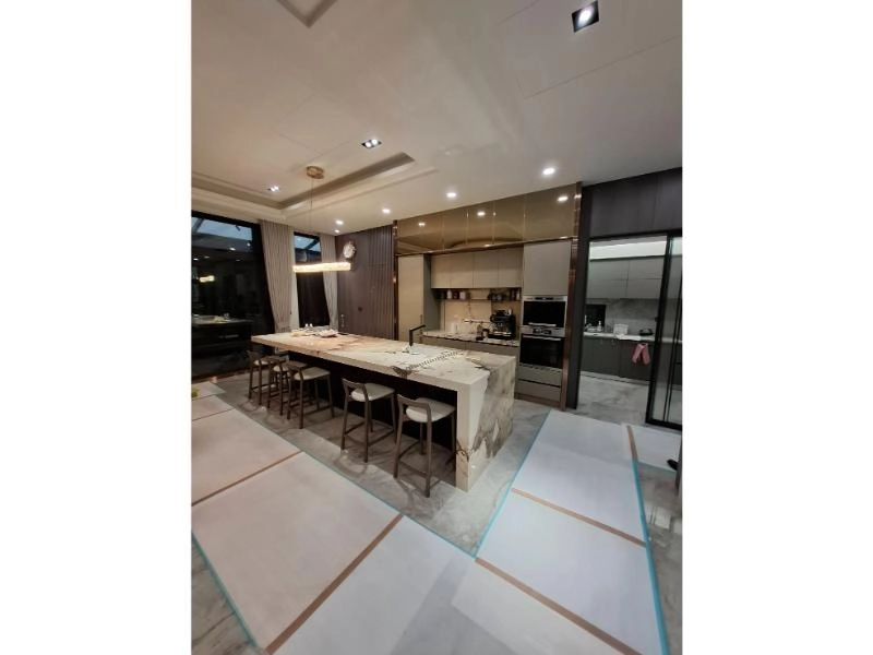 中島型廚具
